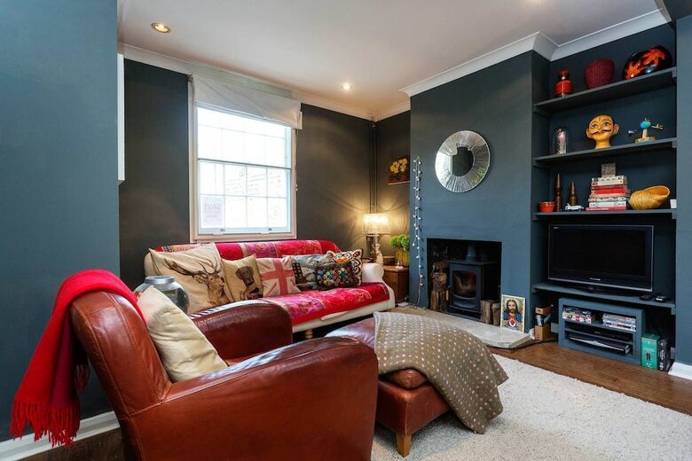 Shepherd's Bush Hideaway