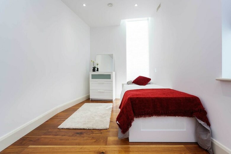 Wimbledon Deluxe House