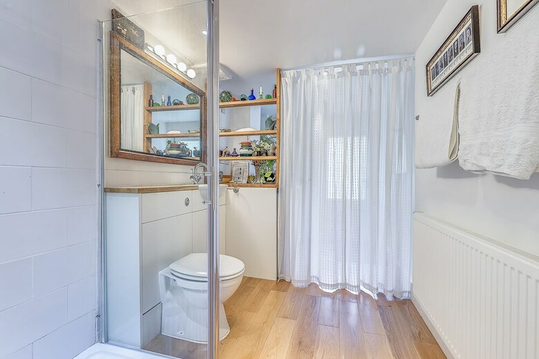 Quiet Home Near Hampstead Heath