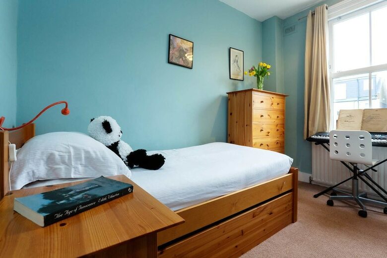 Apartamentos Terraced Home In Tranquil Wimbledon