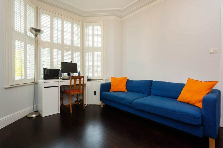 Apartamentos Terraced Home In Tranquil Wimbledon