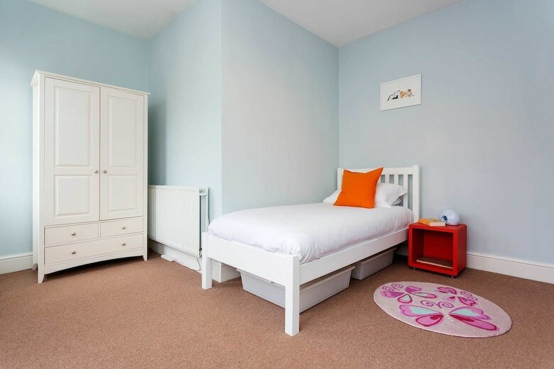 Apartamentos Terraced Home In Tranquil Wimbledon