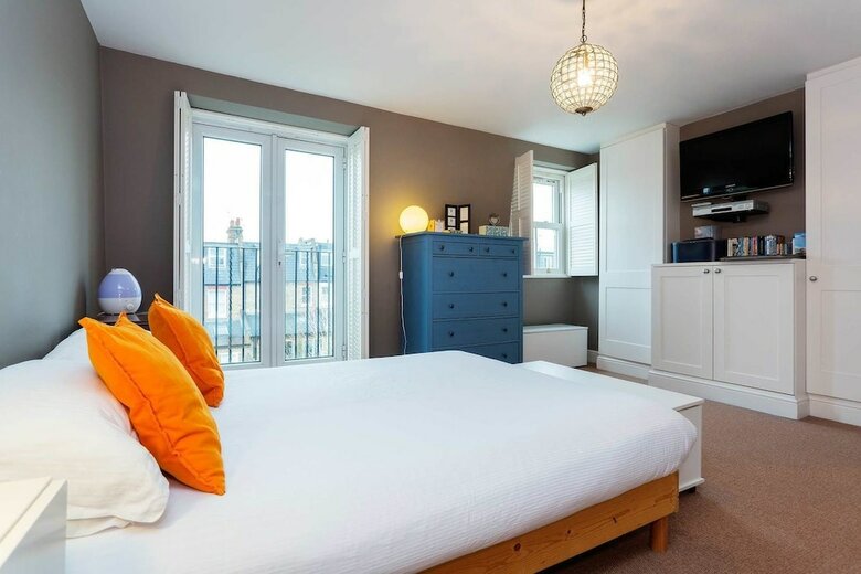 Apartamentos Terraced Home In Tranquil Wimbledon