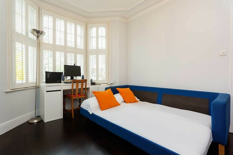 Apartamentos Terraced Home In Tranquil Wimbledon
