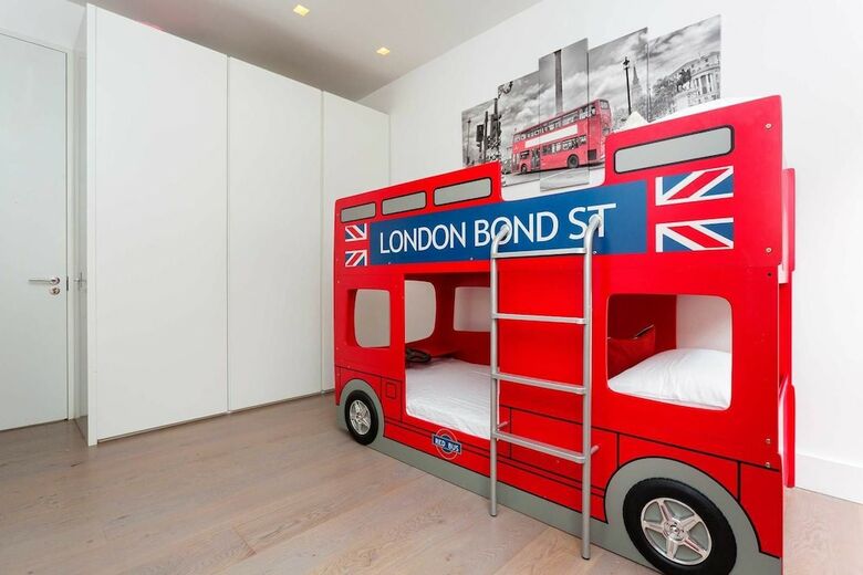 Luxury Near Richmond Park