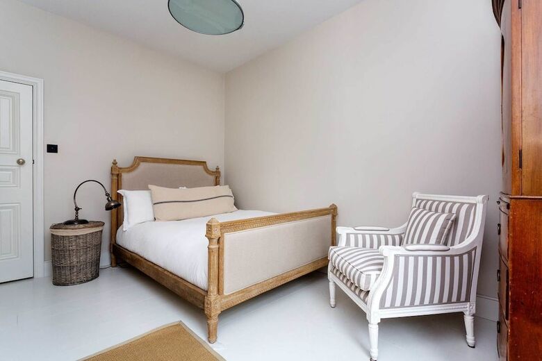 Chic Interiors Near Streatham Common