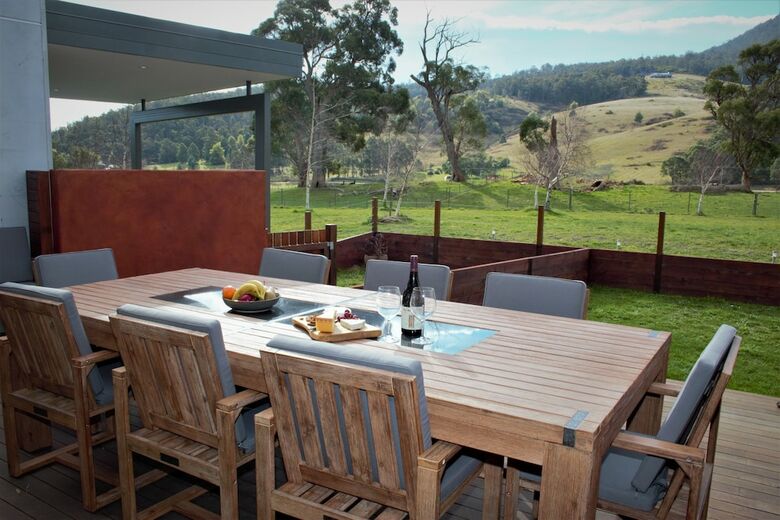 Hotel Highland Getaway - Adults Only