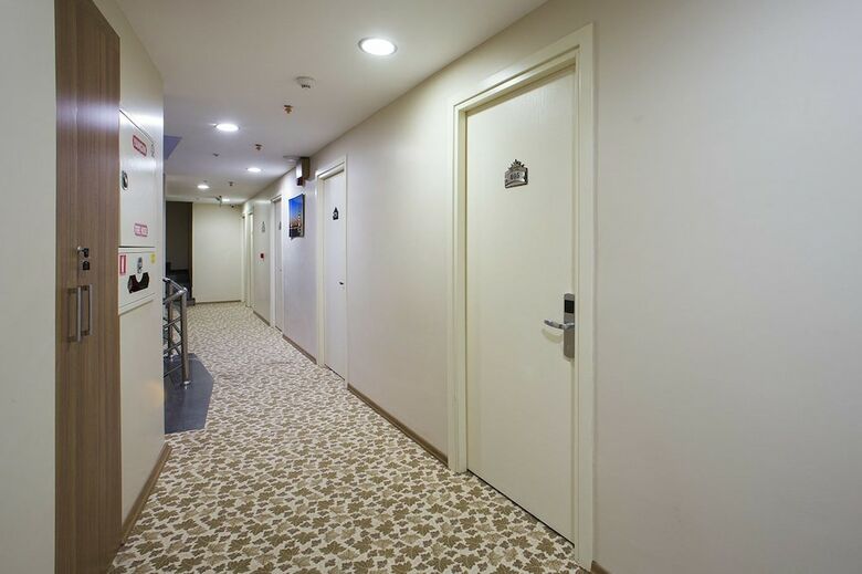Hotel Seyhan Sarus Otel