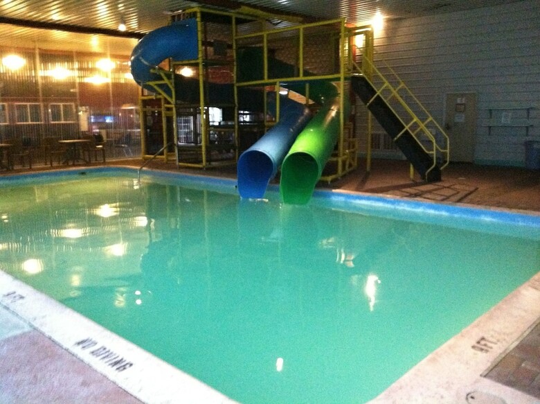 Hotel Camp Inn Lodge