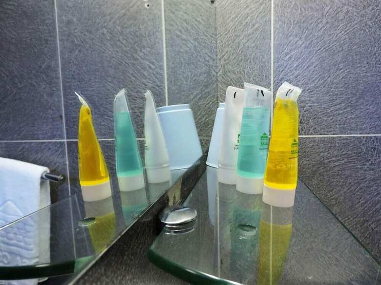 Hotel Mosa Court Suites