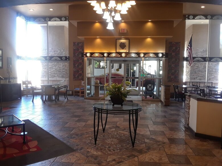 Hotel Amerstone Inn & Event Center