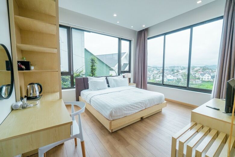 Hotel Dalat Home