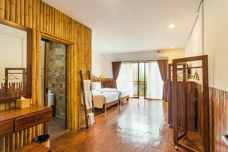 Hotel Karang Lila Bhuana