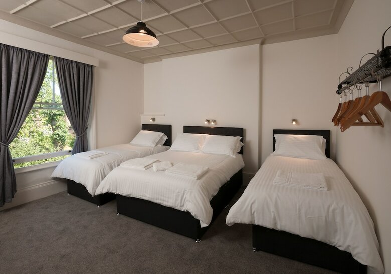 Dawson House Hotel