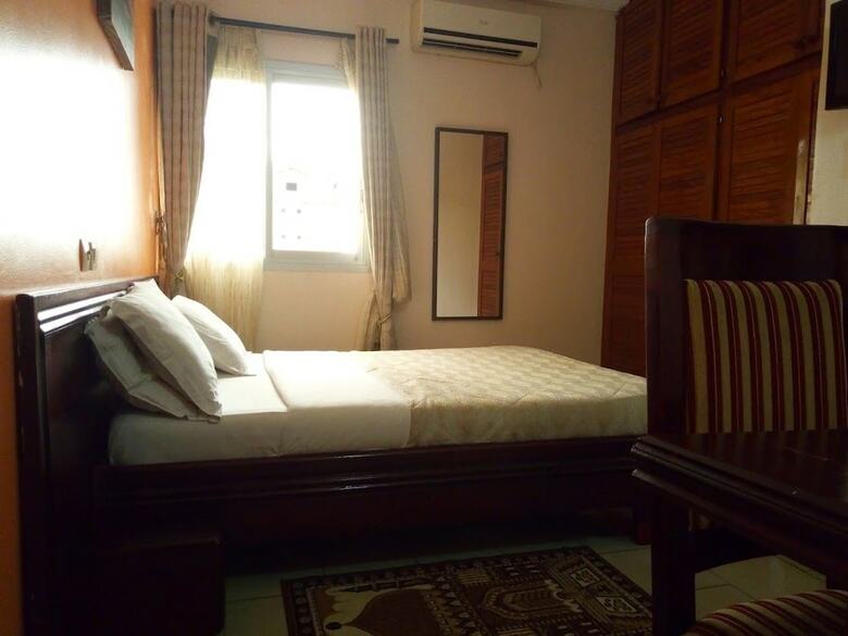 Hotel H�tel Vall�e Des Rois