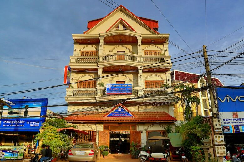 Hotel The Golden Square Villa