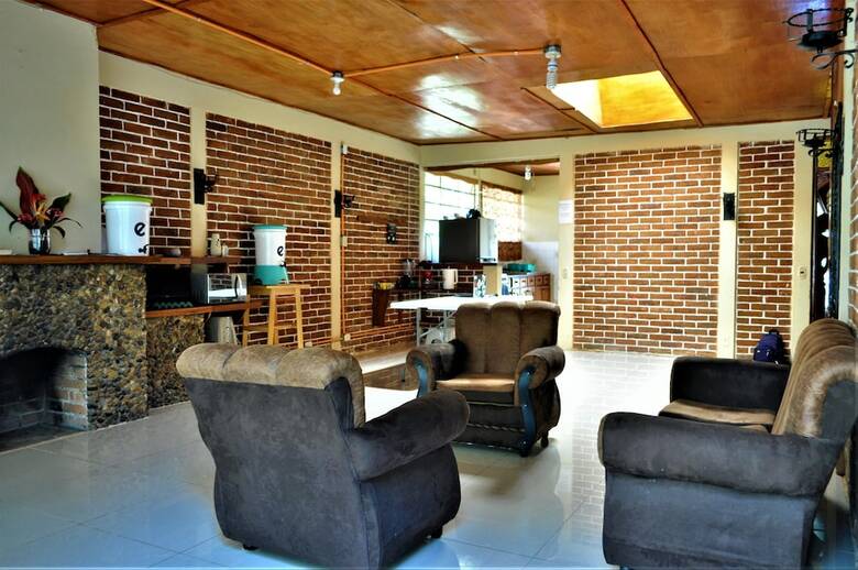 Hostal Dulces Sue�os - Hostel