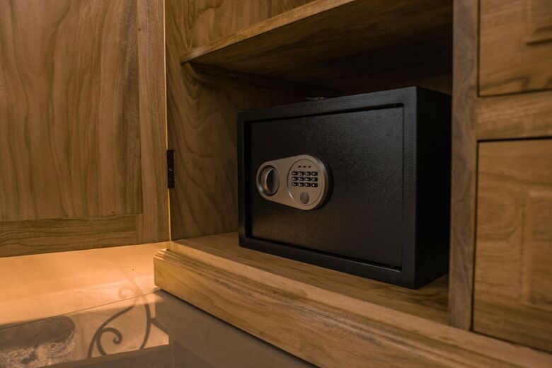 Hotel Apartment La Capitan�a