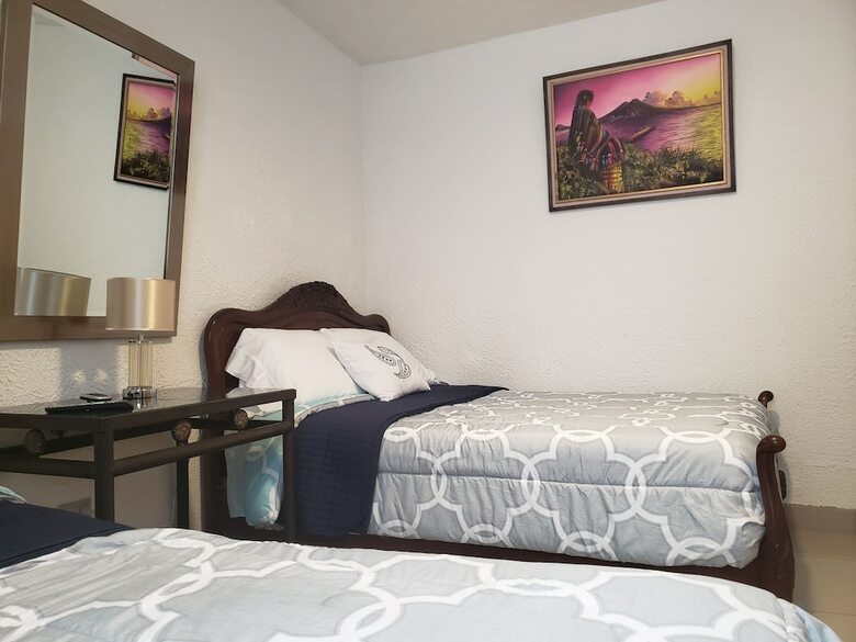 Hotel Apartment La Capitan�a
