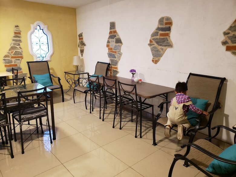 Hotel Apartment La Capitan�a