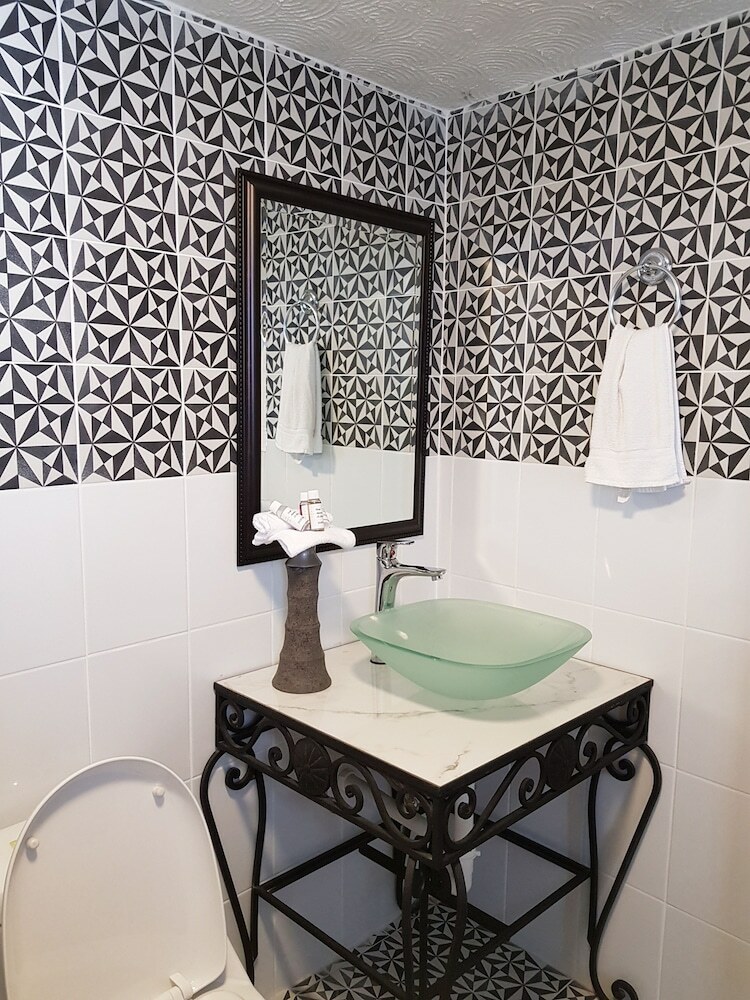 Hotel Apartment La Capitan�a