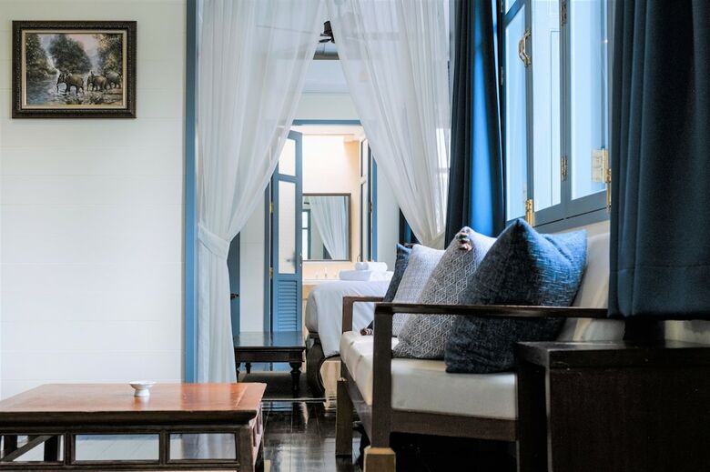 Hotel Baan Vajra