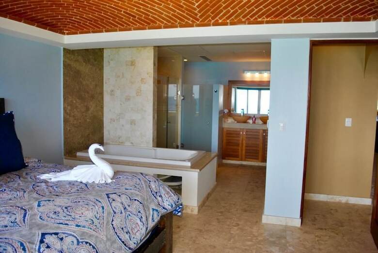 Isla 33 - 3 Bedroom Villa 2303/13