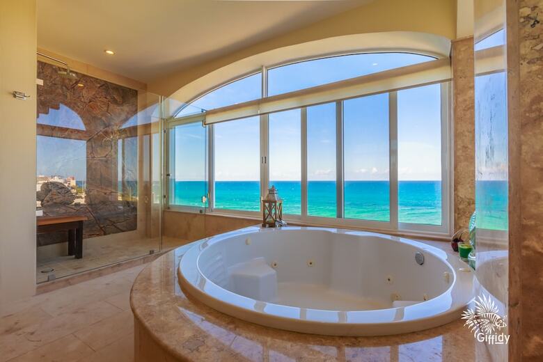 Isla 33 - 4 Bedroom Ph #1301