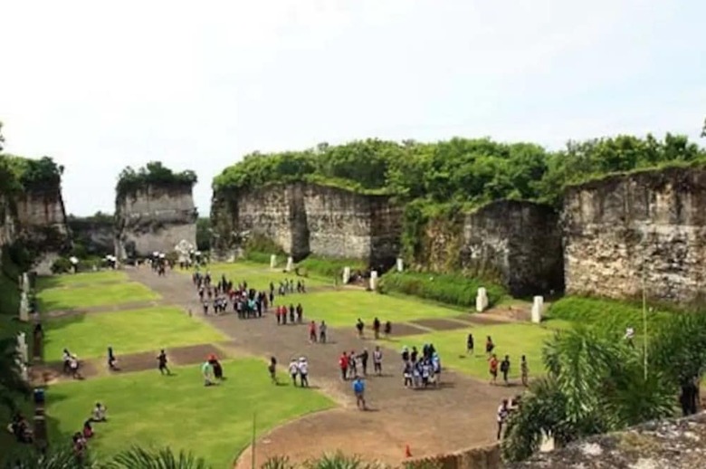 Puri Bendesa Villa