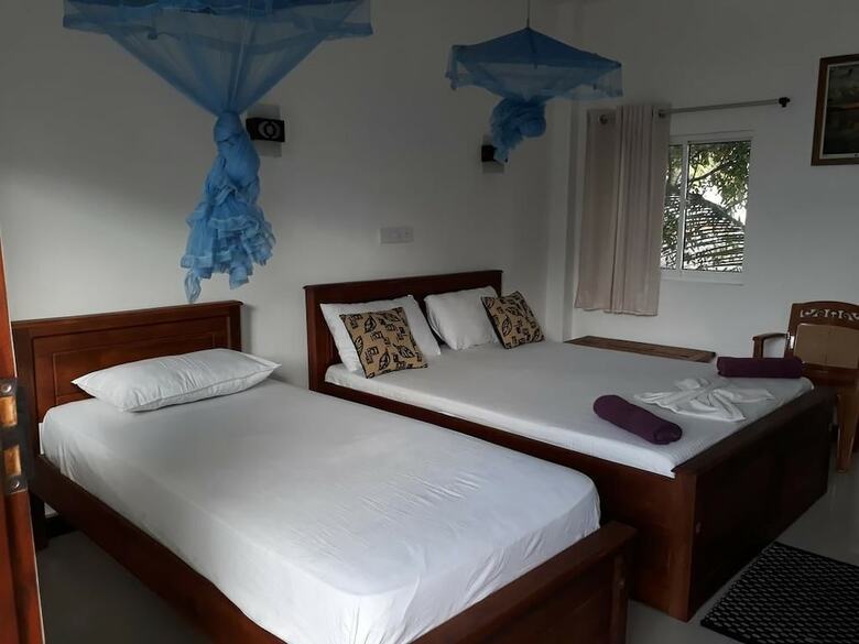 Hotel Anna Tourist Inn