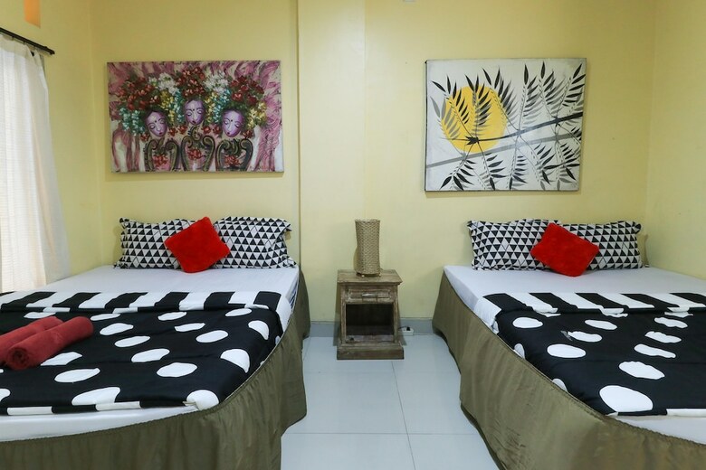 Hotel God Bless Room