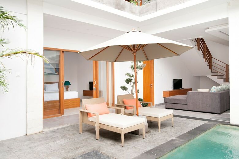 Hotel Apple Villa & Suite Seminyak