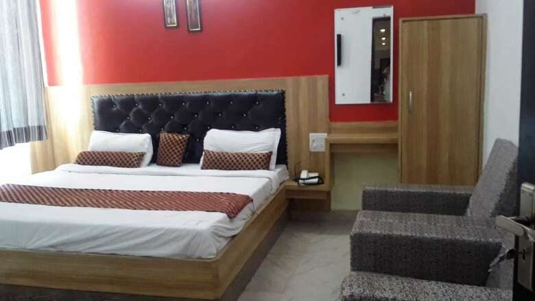 Hotel Jagdamba