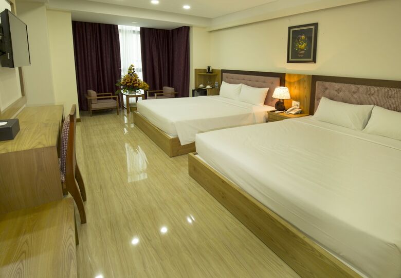 Happy Light Hotel