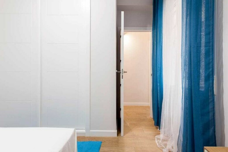 Gran Via Apartment - Near Gran Via Street