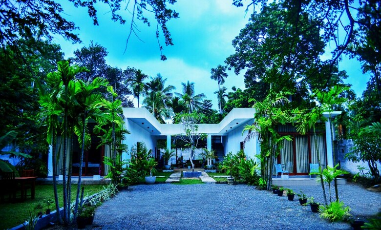 Hotel Villa Canaya