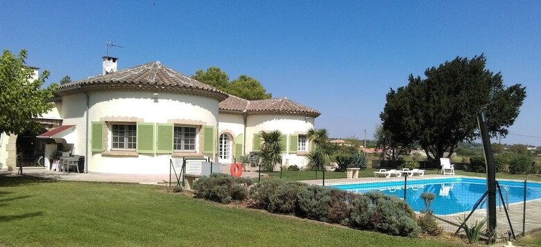 Hotel Villa B&B Via Domitia
