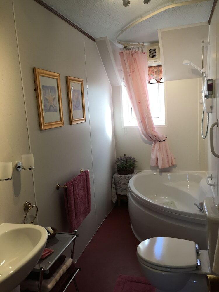Hotel Kathmore Guest House