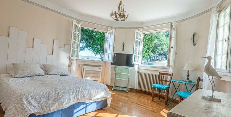 Villa B&B Via Domitia G�te