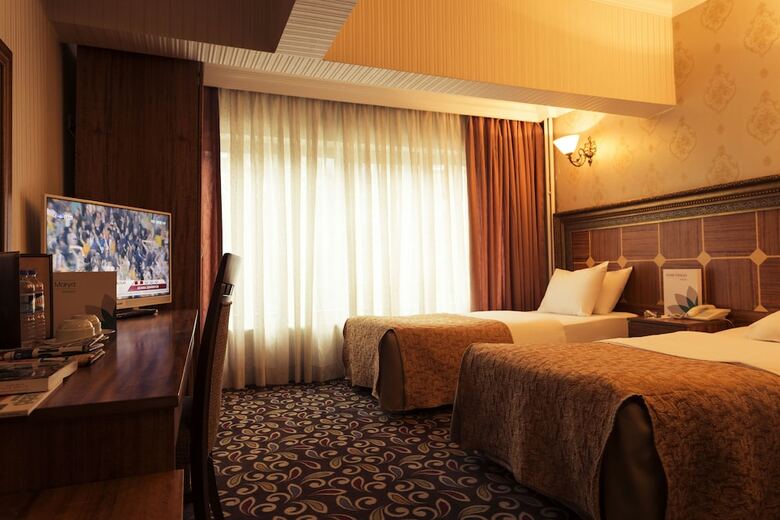 Marya Hotel