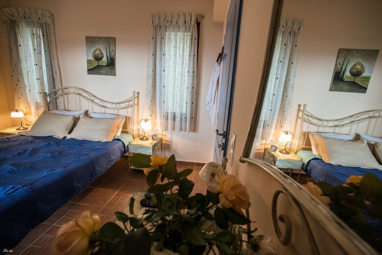 Okeanides Villas