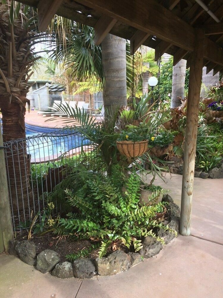 Coastal Waters Motor Inn