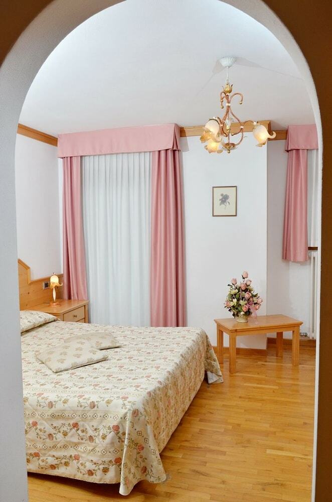Residence Taufer - Near Tognola Gondola