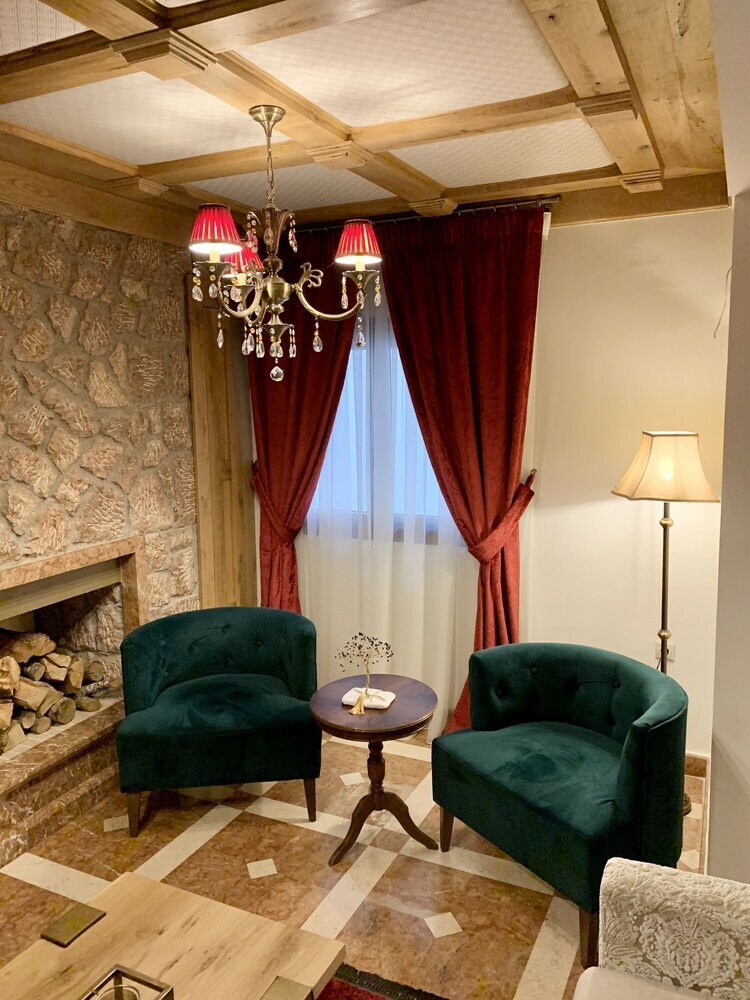 Hotel Xenonas Iresioni