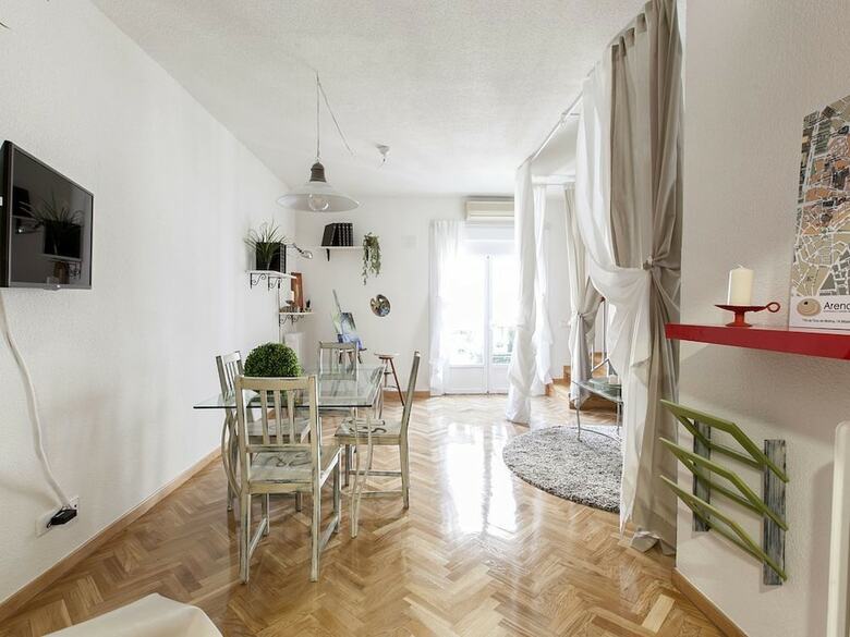 Lavapies Apartment II