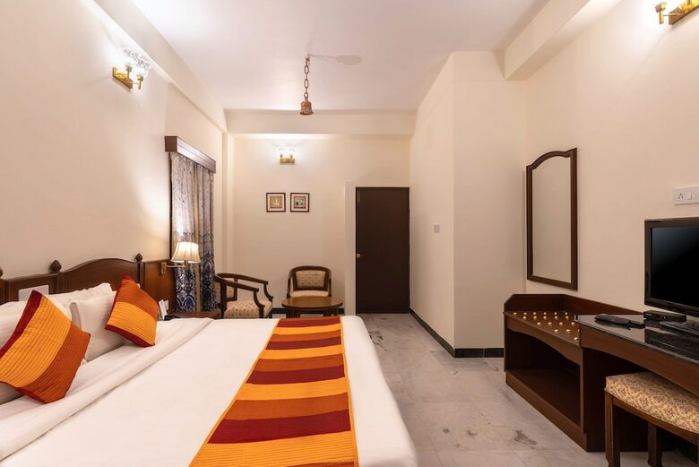 Hotel Sarovar On Lake Pichola