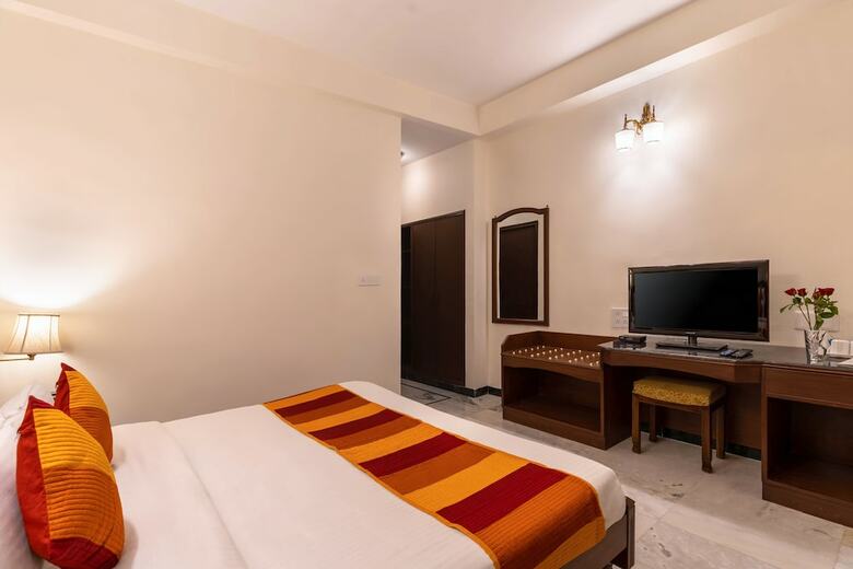 Hotel Sarovar On Lake Pichola