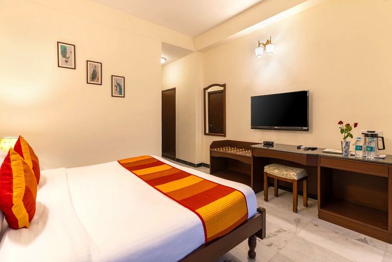 Hotel Sarovar On Lake Pichola
