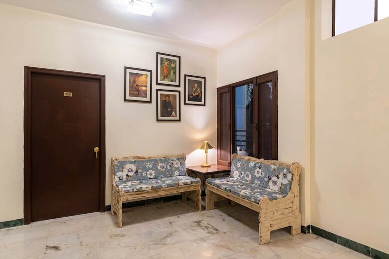 Hotel Sarovar On Lake Pichola