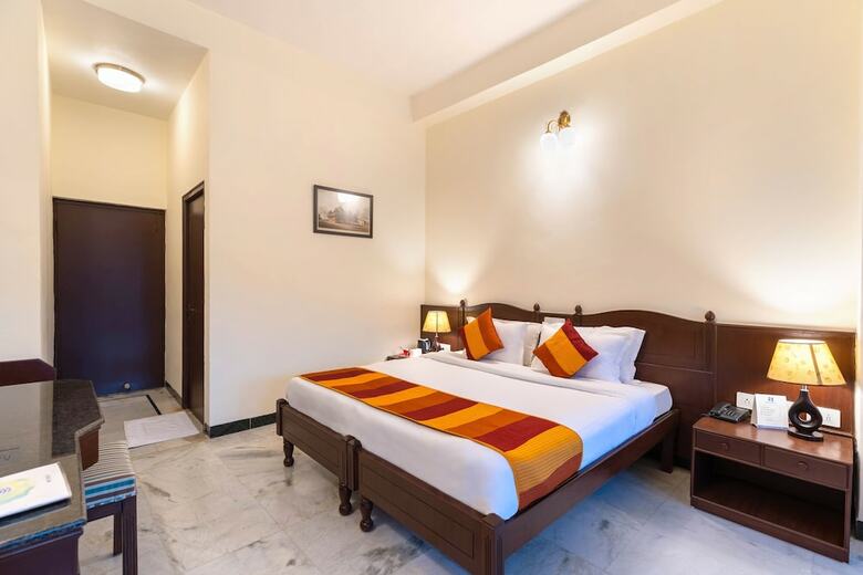 Hotel Sarovar On Lake Pichola